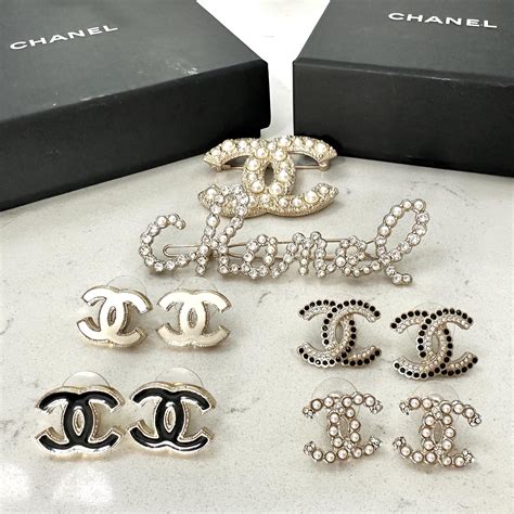 selling Chanel jewelry